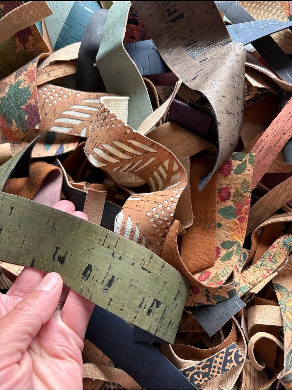 20 oz Sallie Tomato Premium Cork Fabric Strip Remnants Bulk Jewelry Craft Lot